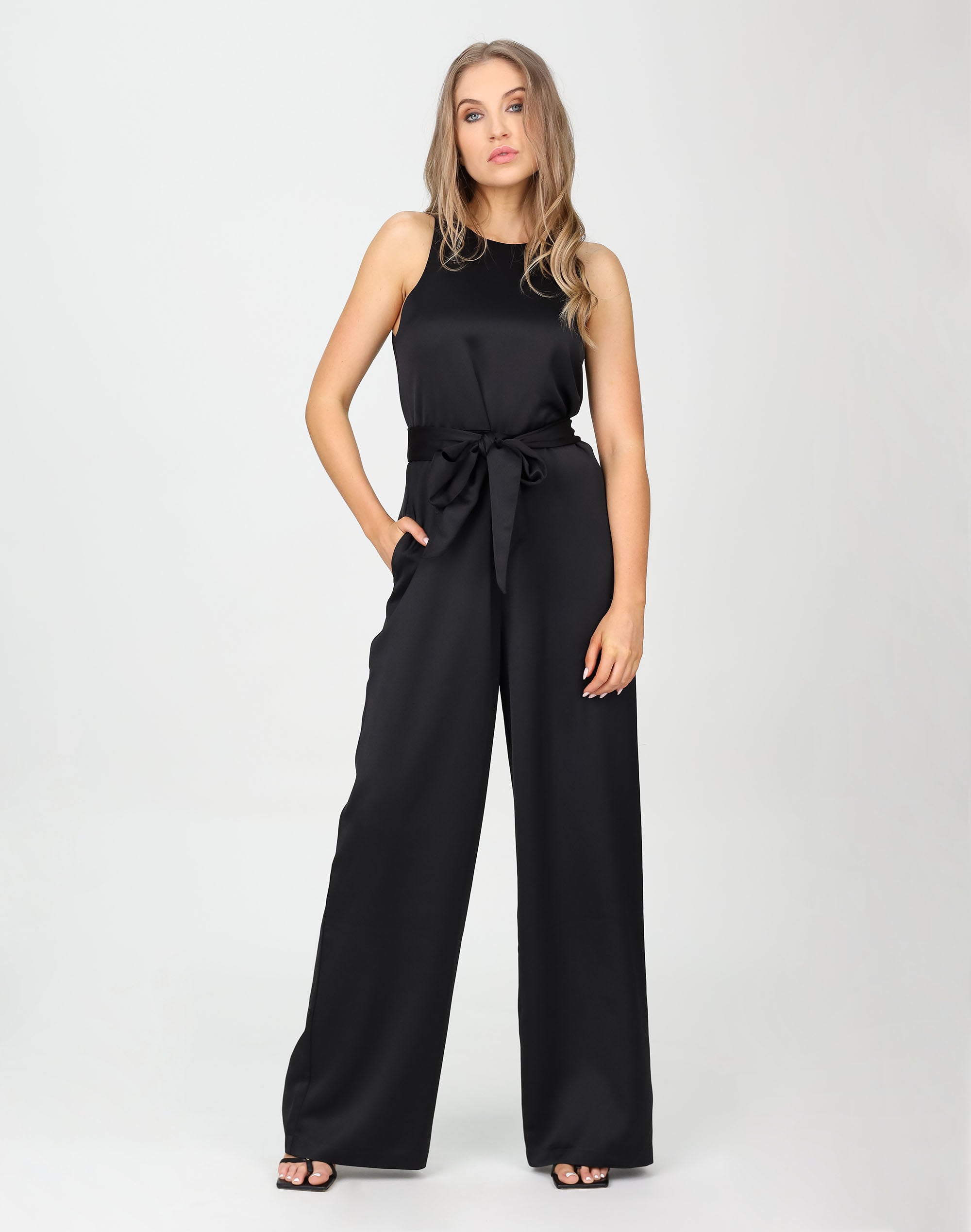 Jumpsuit dress hi-res stock photography and images - Alamy